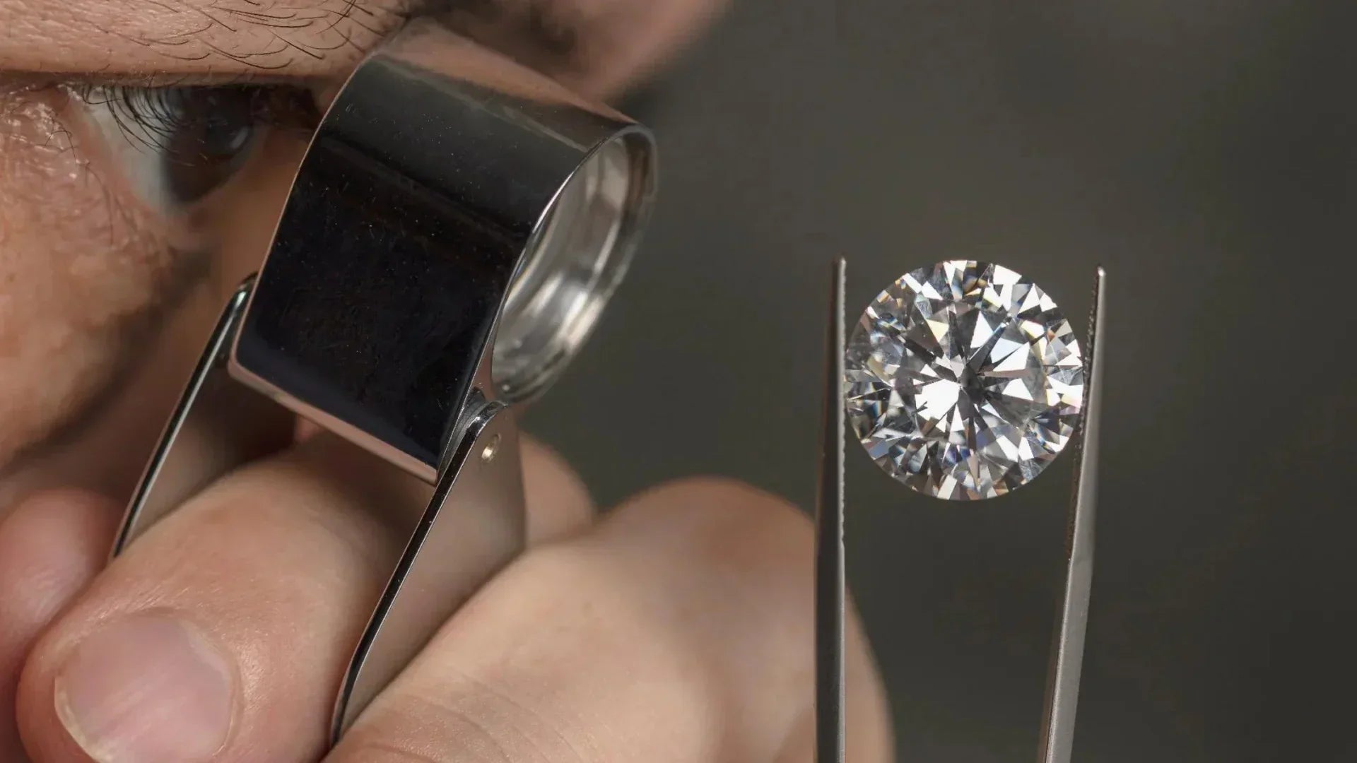 Lab-Grown vs. Natural Diamonds for Engagement Rings: What's the Real Difference?