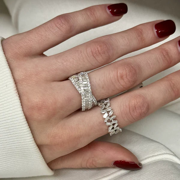 Hand 2.00 Carat Baguette & Round Diamond Statement Ring in 18K Yellow Gold – Bold Luxury Design with a plain background
