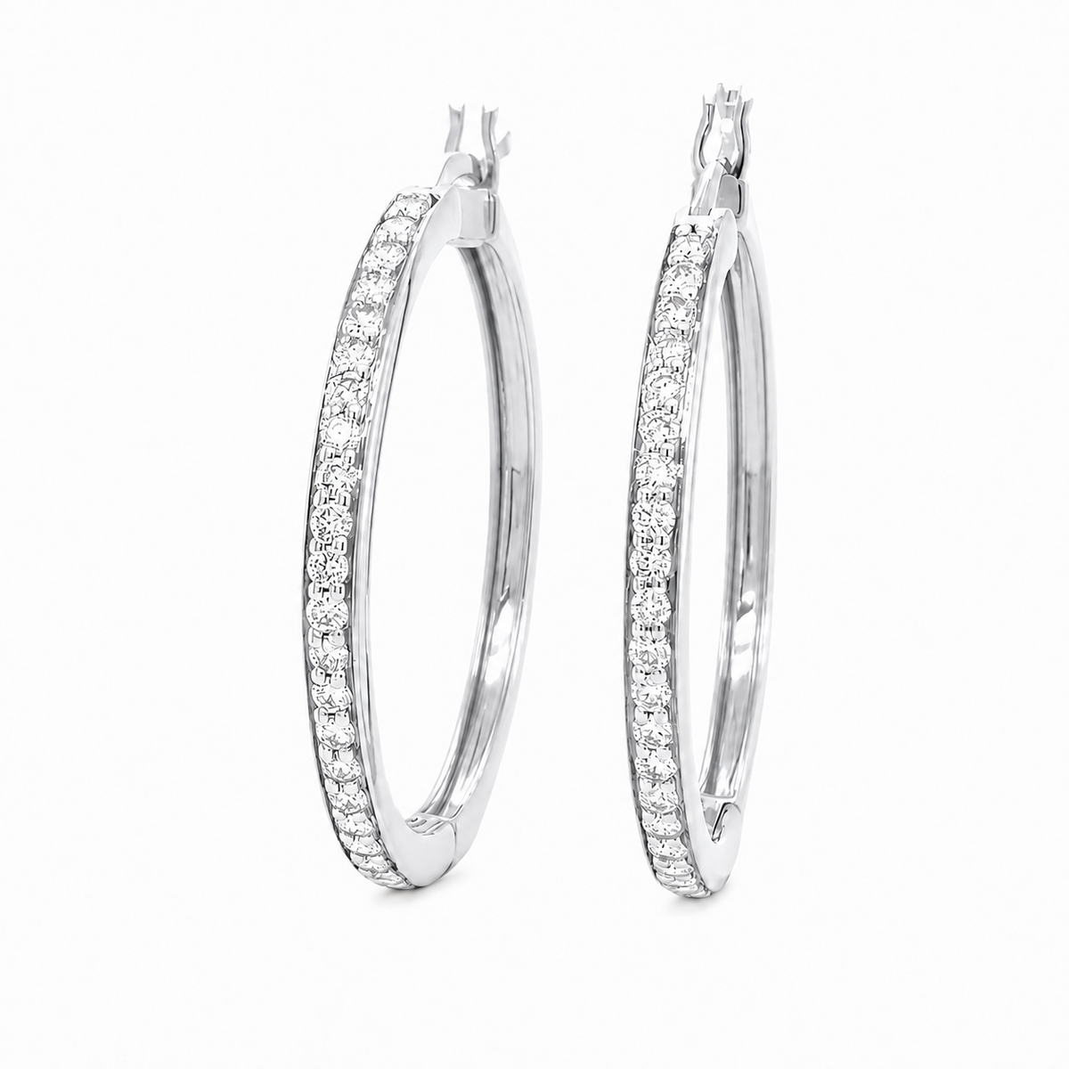 Lab-Grown Round Diamond Hoop Earrings in 14K Gold