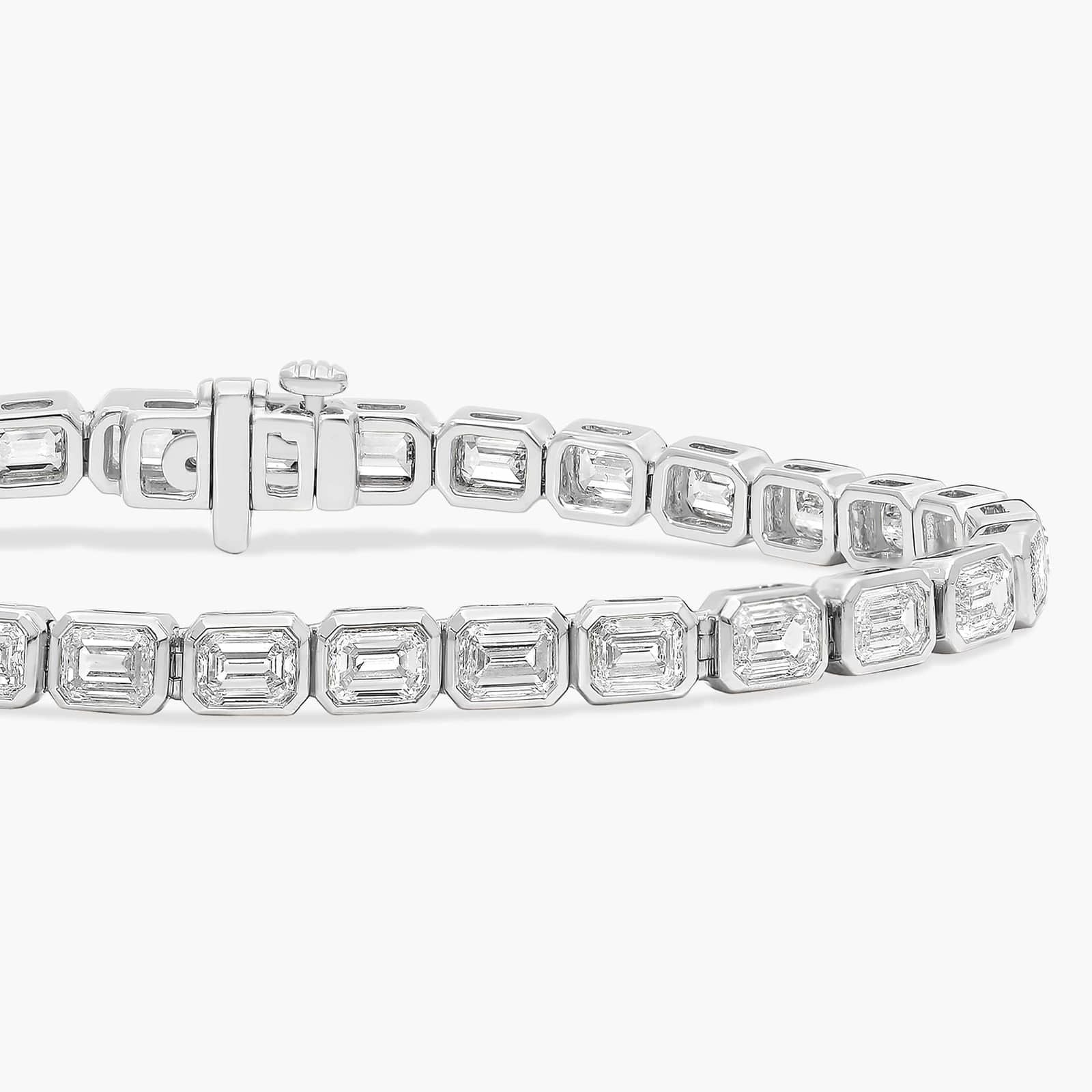 Emerald-Cut Diamond Tennis Bracelet, 14K Gold, Lab Grown