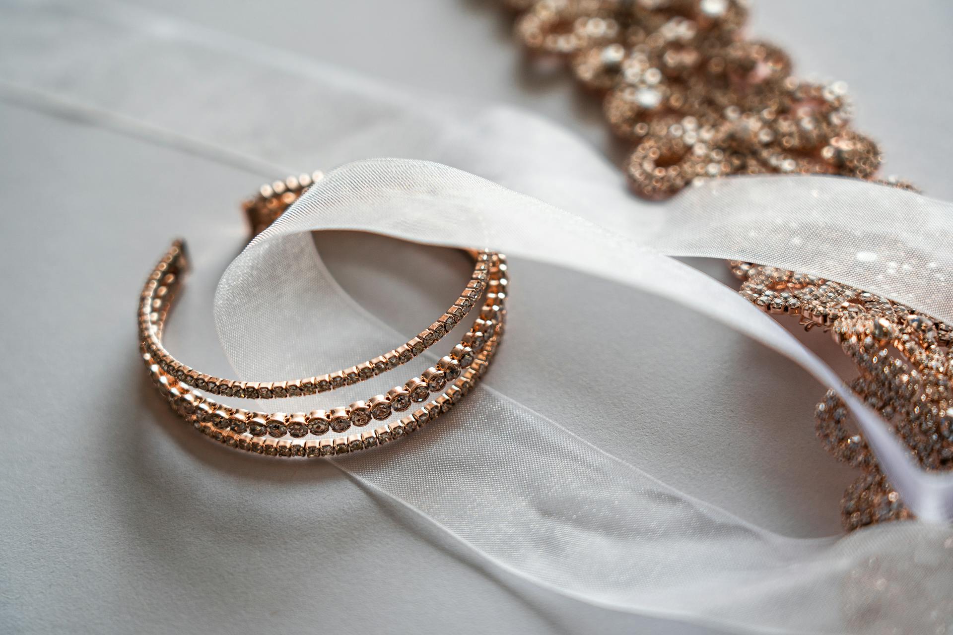 5 Essential Tips for Caring for Your Fine Jewelry — DE ASTRA Jewelry Guide