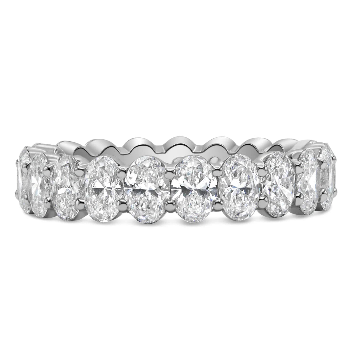 Lab Grown Oval Cut Diamond Eternity Band
