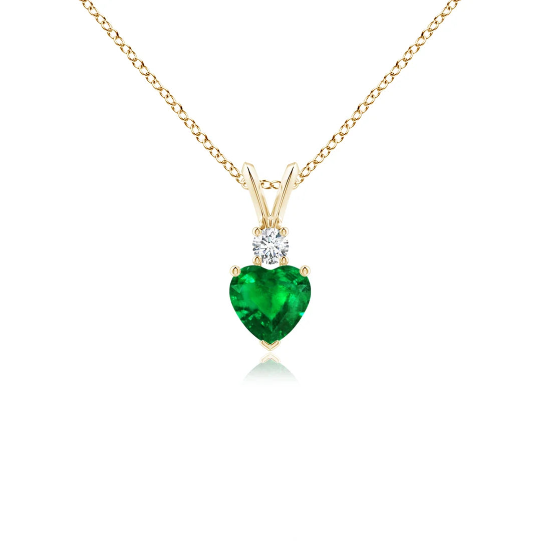 Emerald Bale Pendant, Heart-Shaped