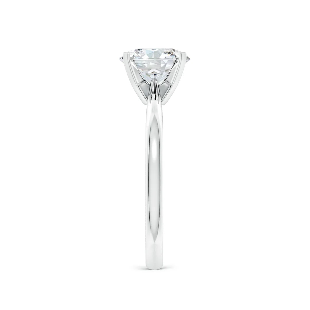Round Diamond Reverse Tapered Shank Solitaire Engagement Ring