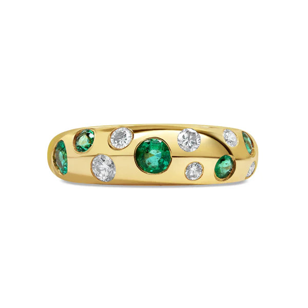 Green Emerald & Diamond Inlay Dome Ring in 18K Gold – Luxury Gemstone Band