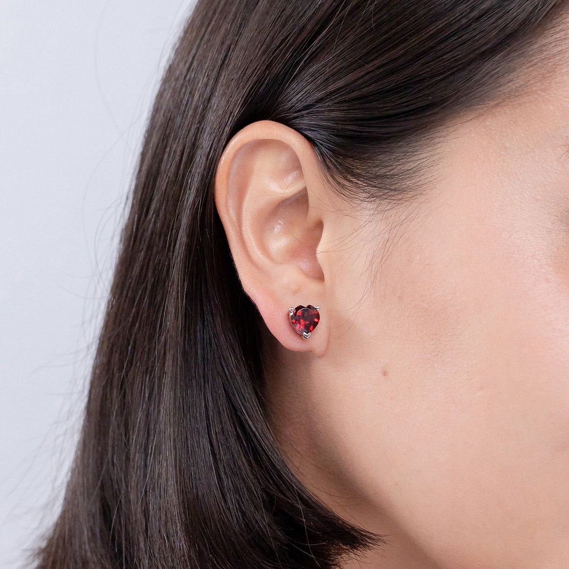 *Garnet Solitaire Heart Stud Earrings