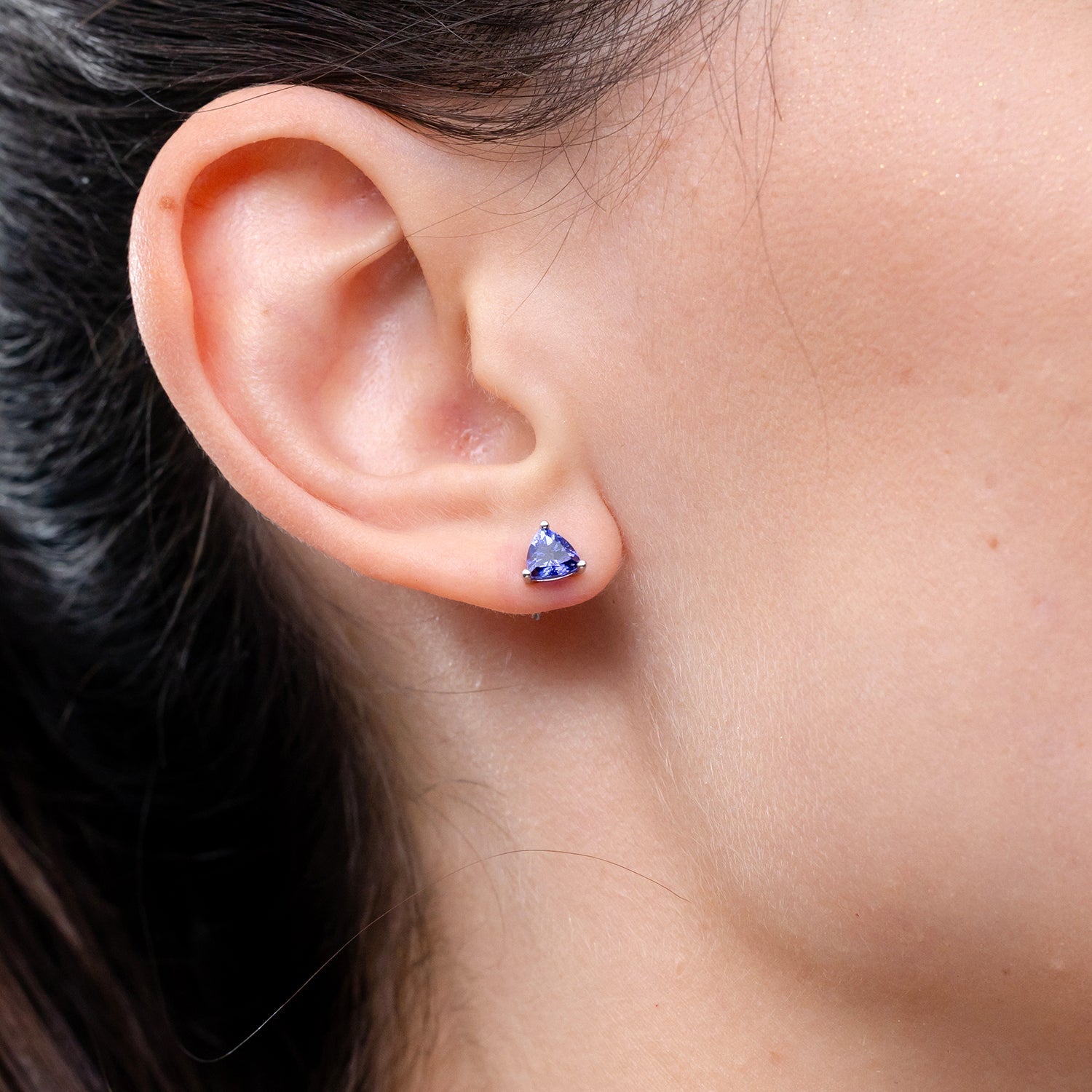Tanzanite Stud Earrings, Martini-Set